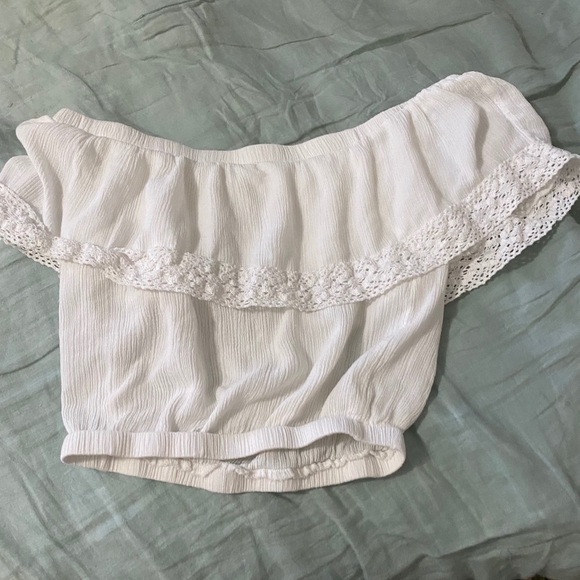 Crop top - Picture 2 of 3